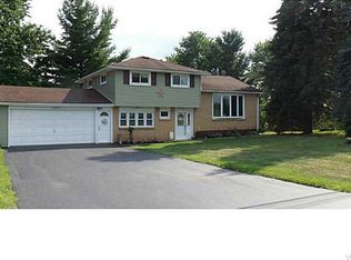 6378 Locust Street Ext, Lockport, NY 14094