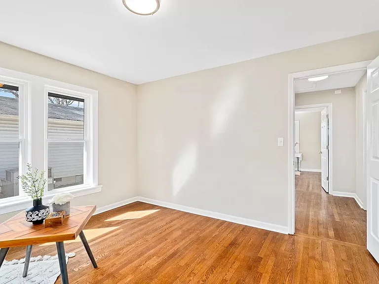 1033 S Josephine Boyd St — Photo 15