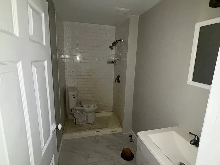 124 Stanger Ave #A — Photo 6