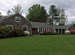 813 Gatemore Rd, Bryn Mawr, PA 19010