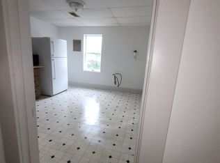456 Broadway Blvd APT 4, Pitcairn, PA 15140