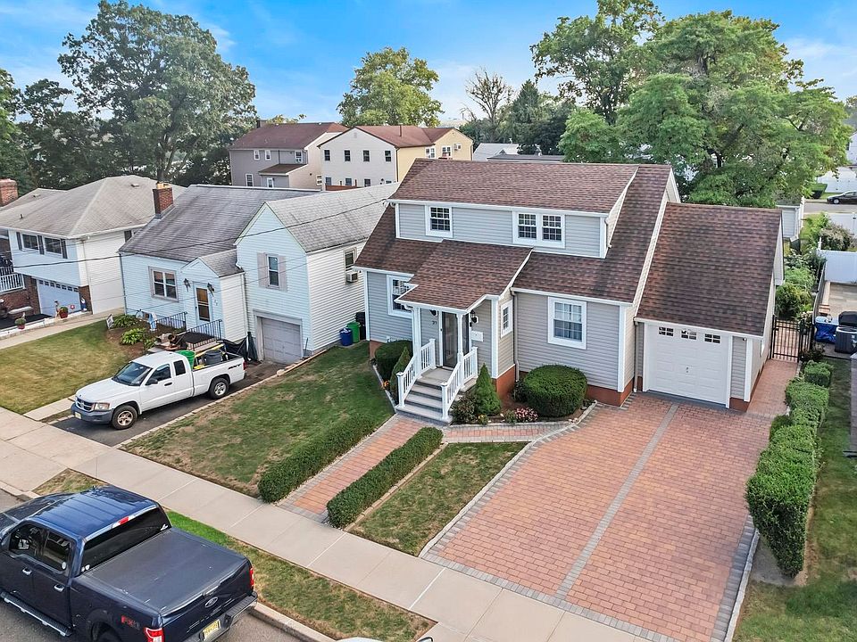1st image of 27 Stratford Pl