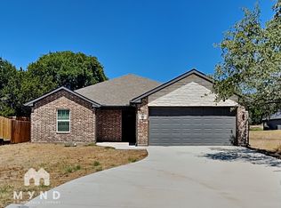 2522 Hillcrest Dr, Granbury, TX 76048