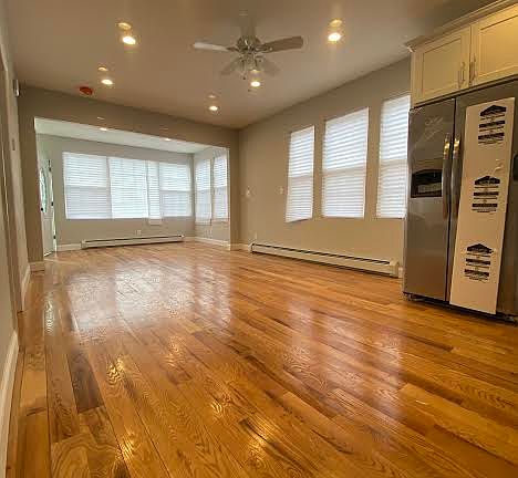 2nd image of 11835 198th St