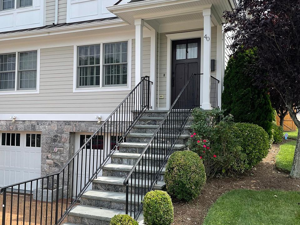 1st image of 30 Lincoln Ave