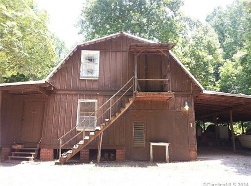 5th image of 186 Sunset Cove Ln
