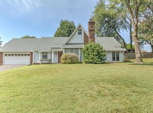 2751 N Rockcreek Pkwy, Cordova, TN 38016