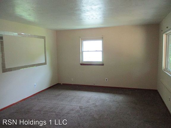 4th image of 4675 E 177th St