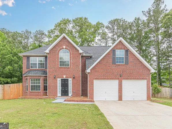 105 Kentwood Springs Dr, Hampton, GA 30228