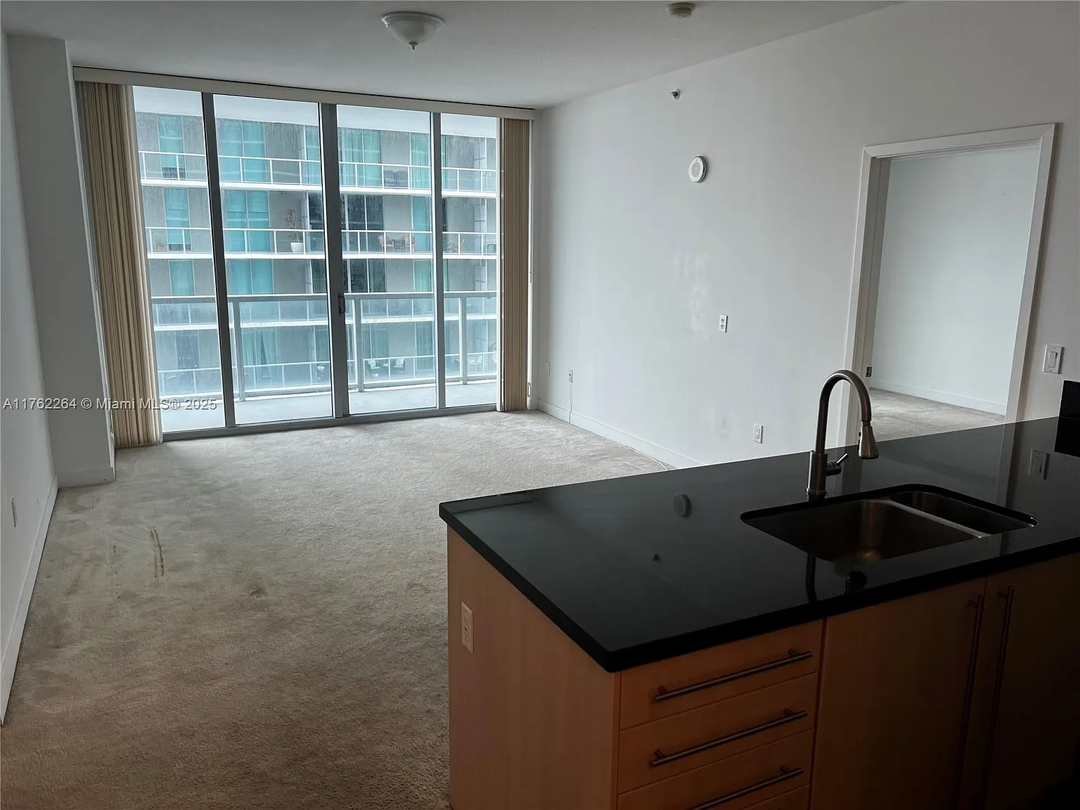 2 bed, 1106 sqft, $3,650 — Photo 4