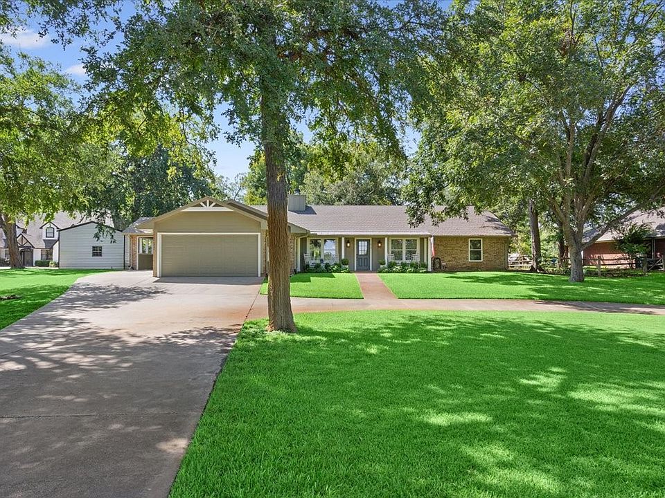 1st image of 172 Brazos Point Dr