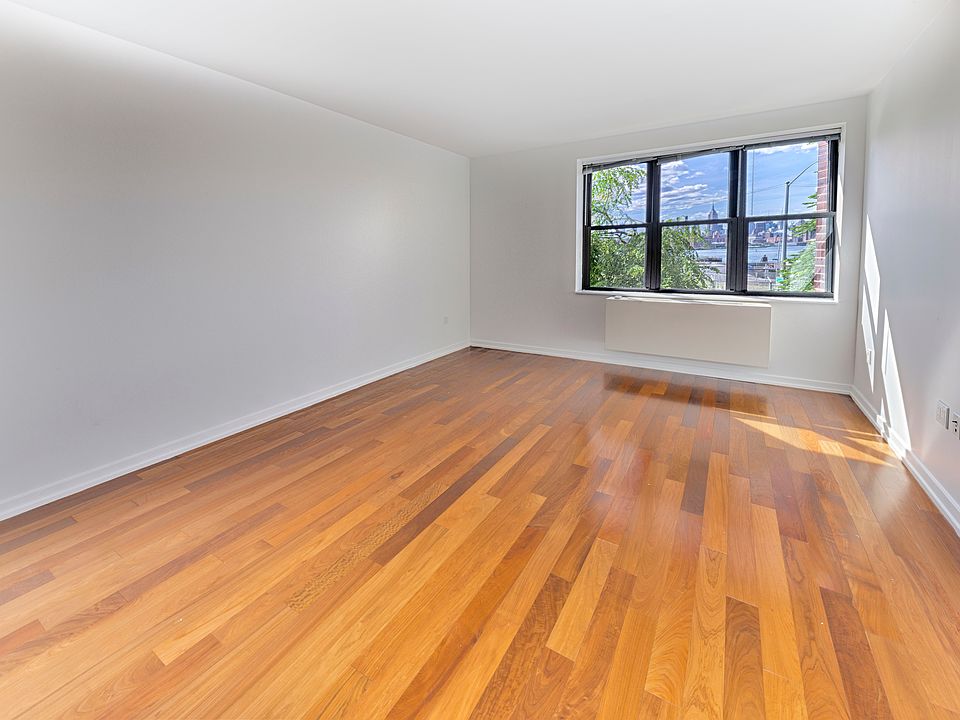 1st image of 58 Metropolitan Ave APT 2G