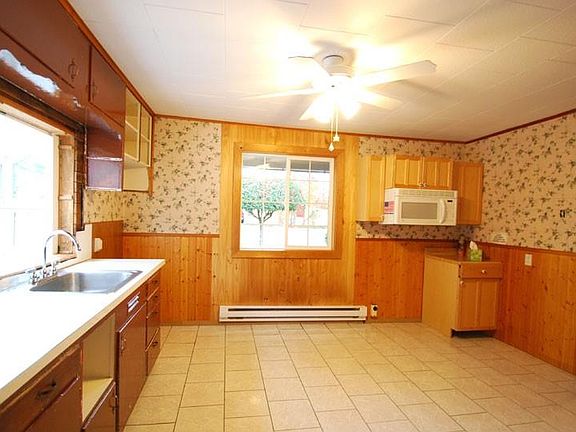 3rd image of 1507 Oxford Ave