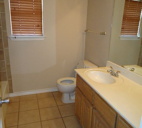 3rd image of 21377 Dogwood Dr