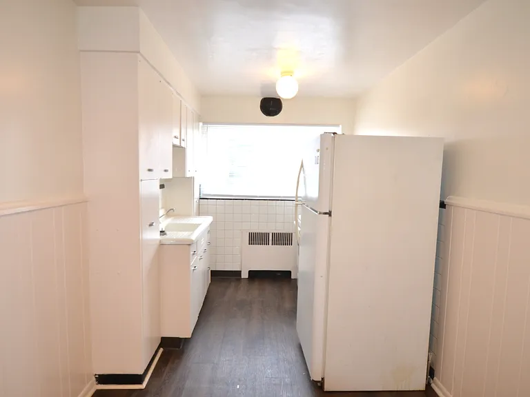 7260 Reading Rd #1 — Photo 5