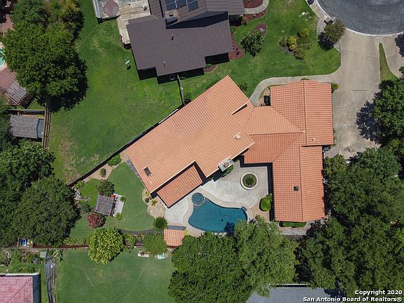 2nd image of 6230 Inverrary Dr