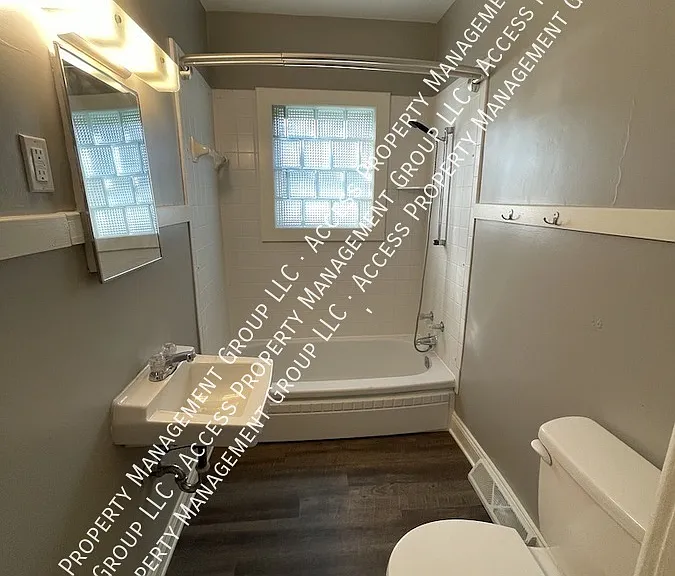 6950 Pierce St — Photo 16