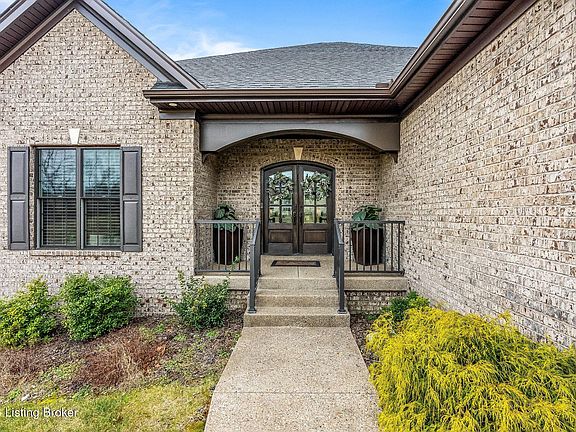 4th image of 2310 Clemons Way
