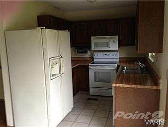 3rd image of 4561 Clearbrook Dr