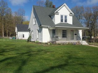 404 Riverside Dr, Battle Creek, MI 49015