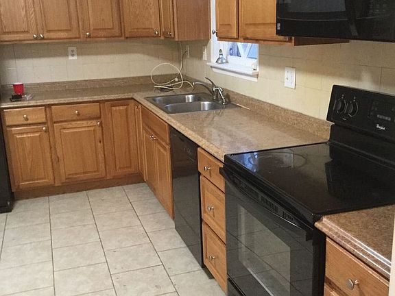 4th image of 11002 Trafton Ct