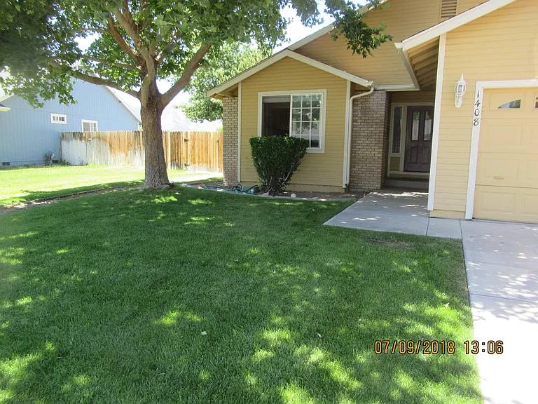 1408 Aldersgate Ct — Photo 1