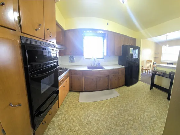 67-28 48th Avenue 3A image 3 of 10