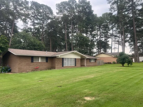 1718 Gean St, Magnolia, AR 71753