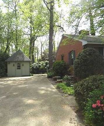 Driveway & Garage