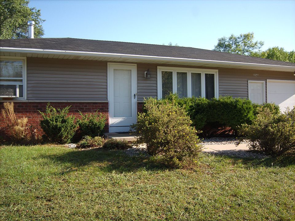 2nd image of 2748 Cormier Rd