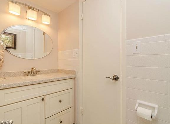 5th image of 788 Park Shore Dr #36