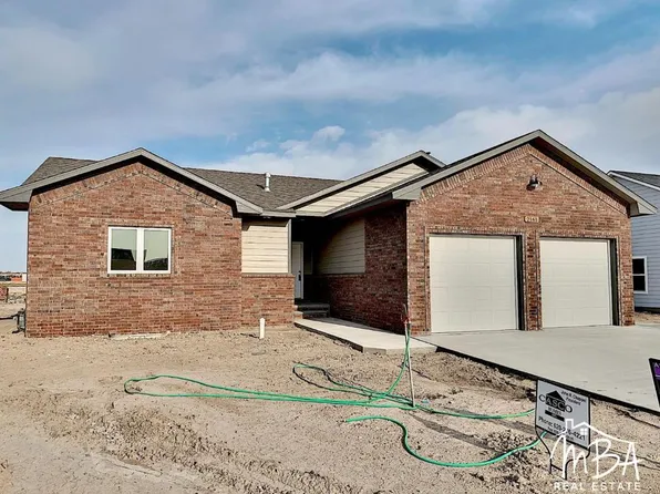 2161 Idlewild Way, Garden City, KS 67846