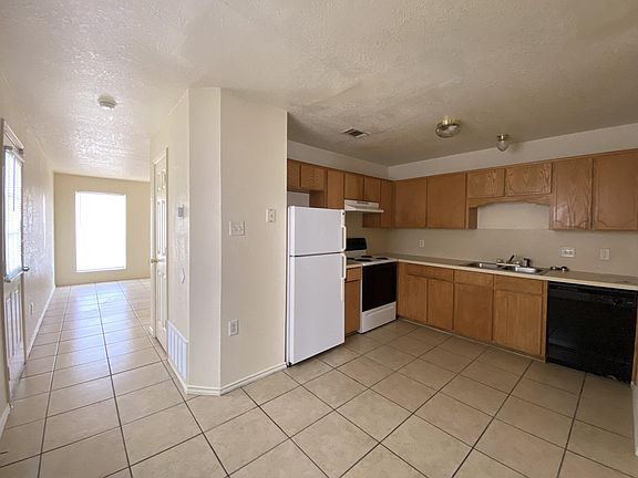 4th image of 4509 Alan Kent Dr #D