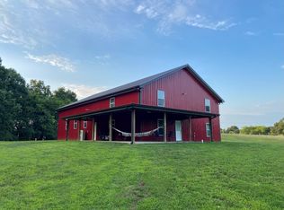 926 Moore Hollow Rd, Indian Mound, TN 37079