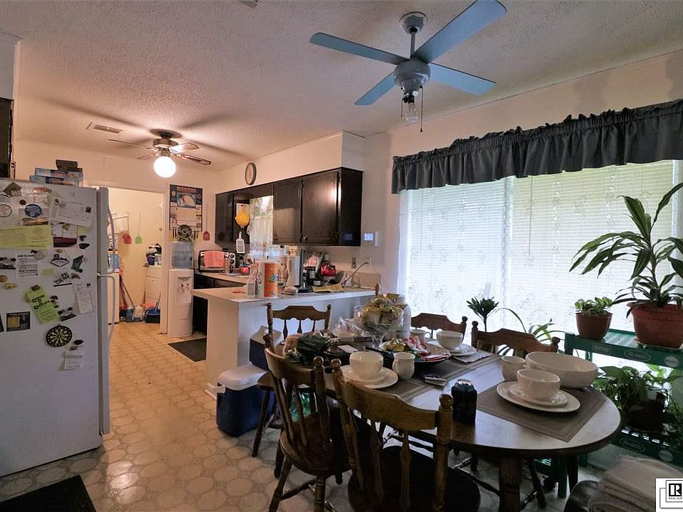2nd image of 909 N 35th St