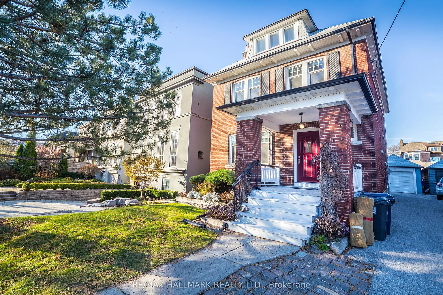 40 Snowdon Ave photo 1