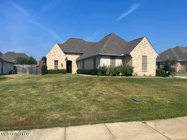 105 Catherine Blvd, Clinton, MS 39056