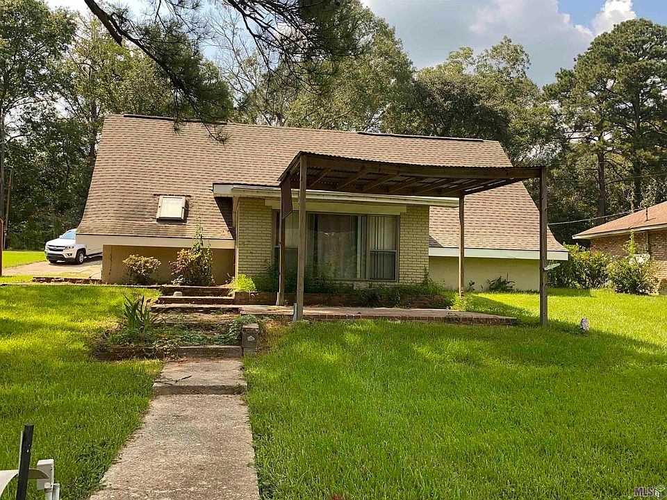 1st image of 8055 W Lakeshore Dr