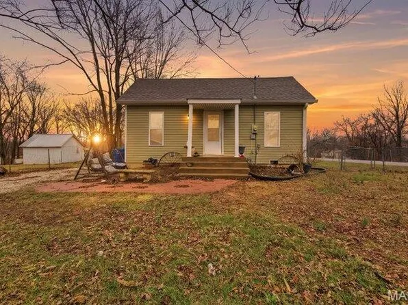 39024 Winter St, Truxton, MO 63381