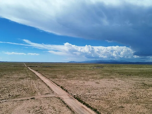 14 Escobar St, Veguita, NM 87062