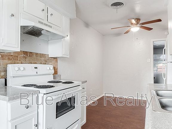2nd image of 2725 Patricia Ln #C