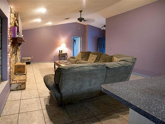 3rd image of 13033 Barney Dr