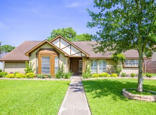 7218 Creek Crest Dr, Houston, TX 77095