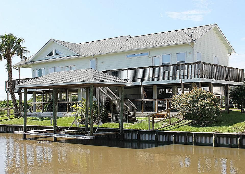 1st image of 1226 Island Dr