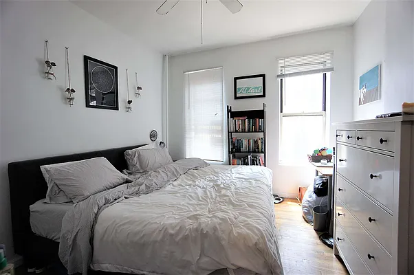 Rented by Compass | media 10