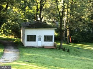 933 Stoke Rd, Villanova, PA 19085