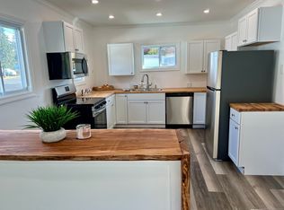 71 A St, Groton, CT 06340