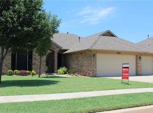 13801 Hunter Jackson Dr, Yukon, OK 73099