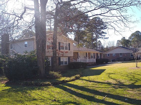 3rd image of 108 Chatham Dr