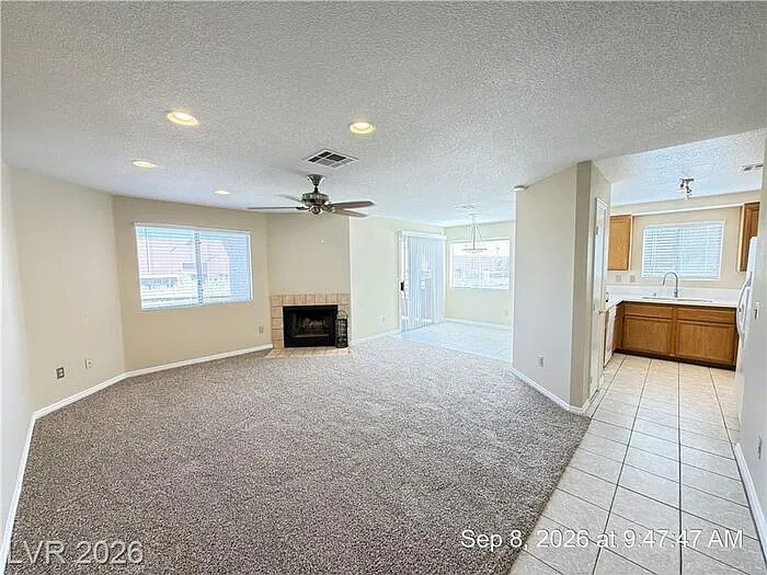 2 bed, 2.0 bath, 1127 sqft, $1,395 — Photo 4